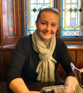 Karolína Vojtková: „Práci garderobiérky mám za odměnu“