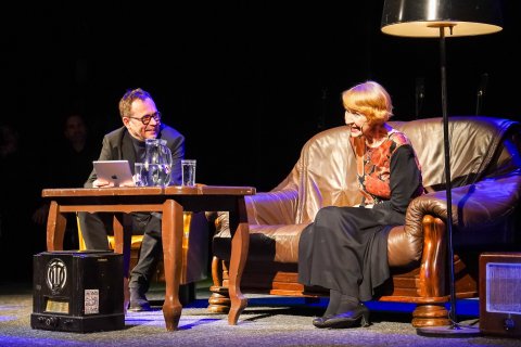 „Proč Kolářová fackovala Hanzlíka?“ Diváci se dozví už zítra Na pohovce Jožky Kubáníka